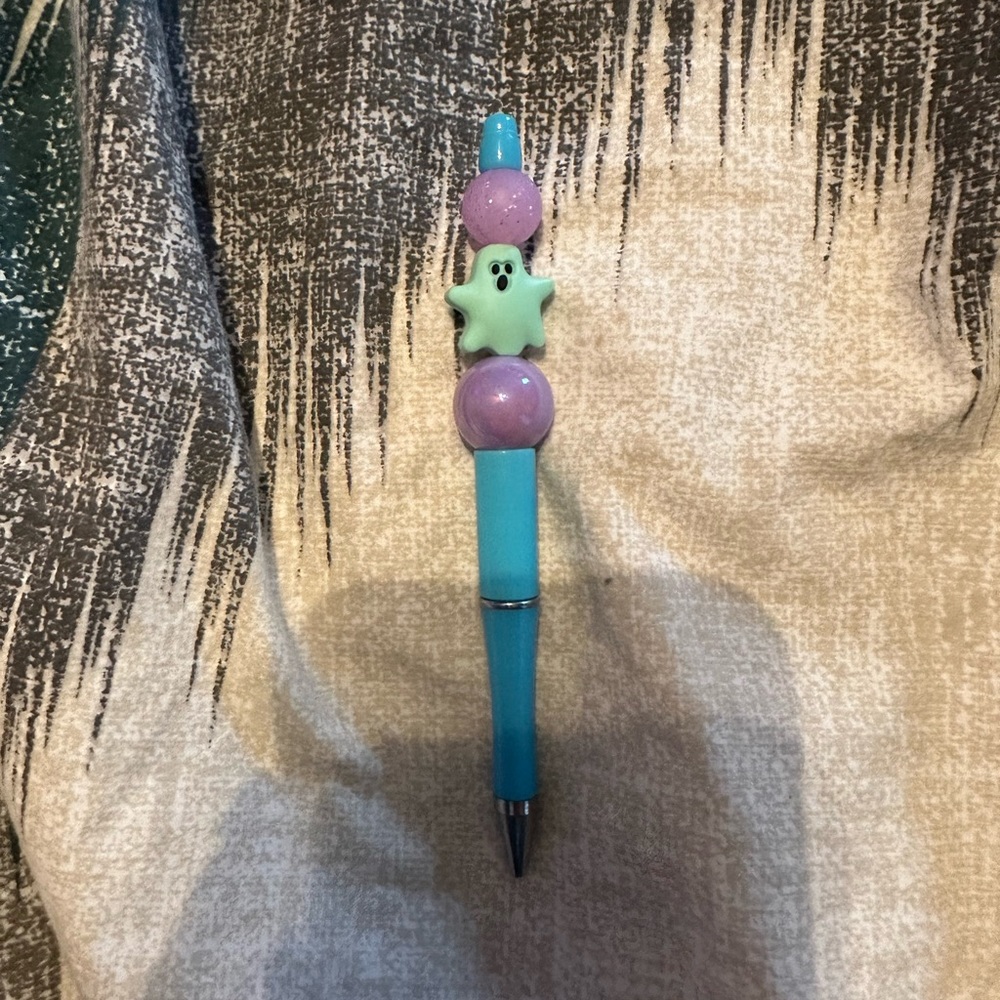 Ghost Beaded Pen with Refill